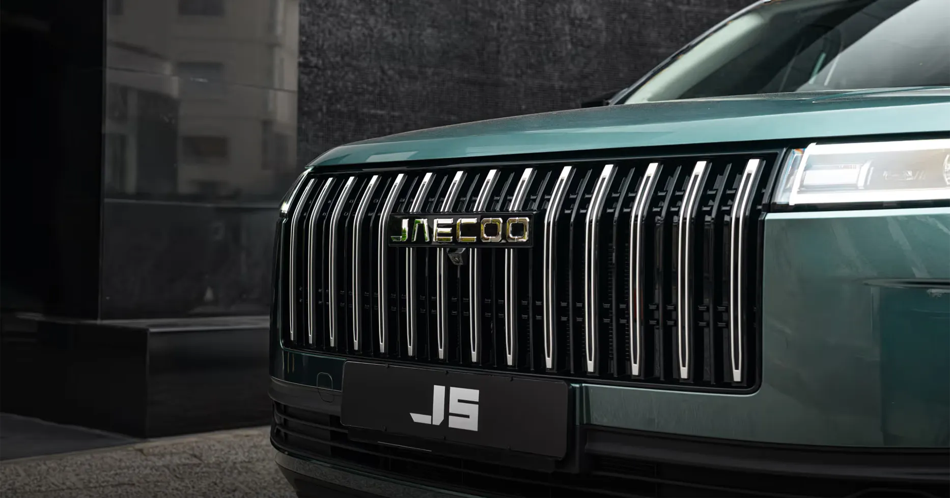 New j5 vehicle gallery image