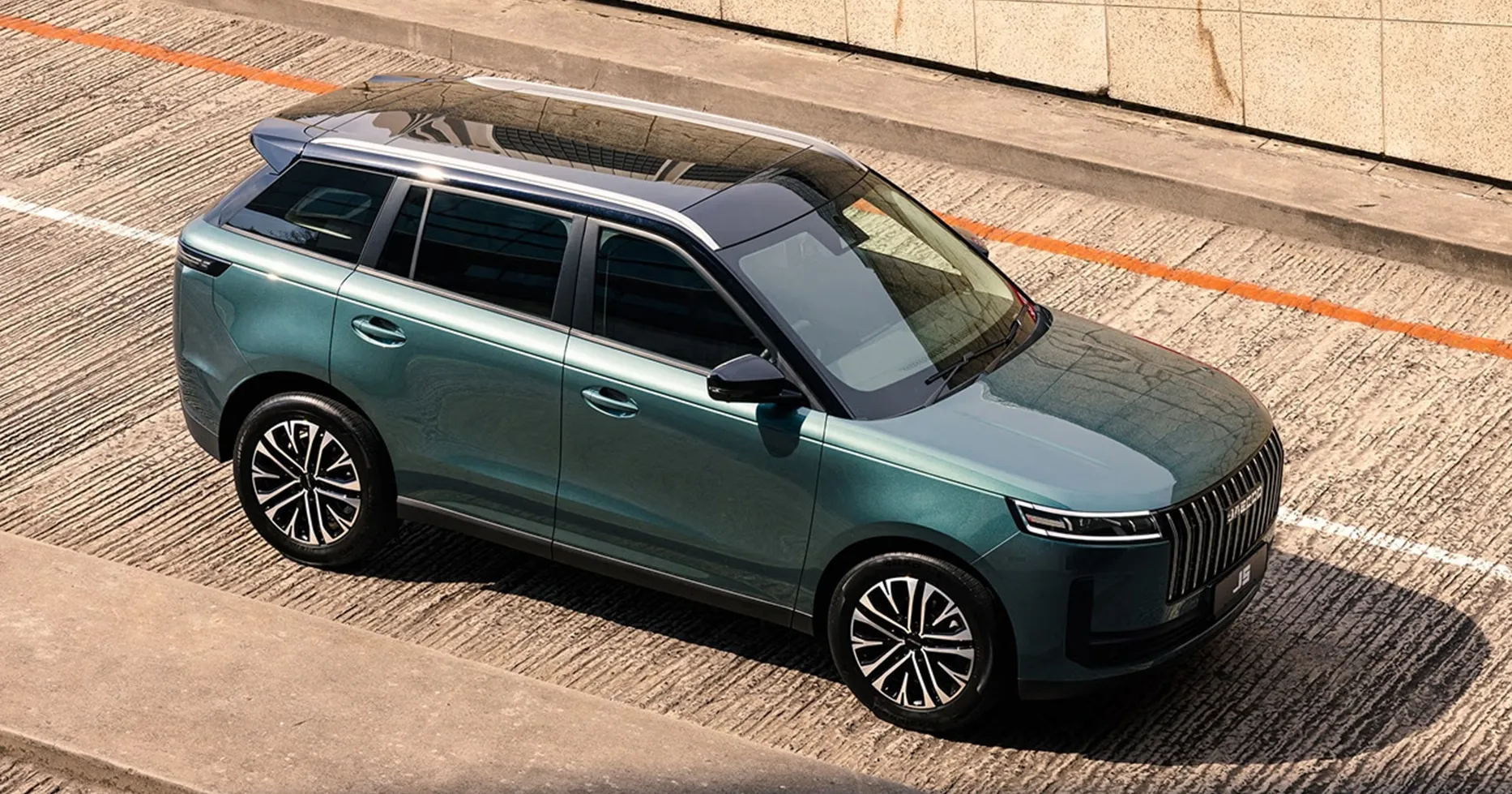 New j5 vehicle gallery image